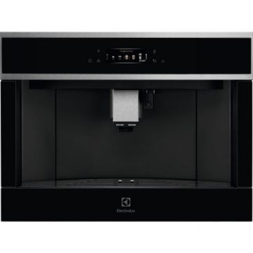 Espressor incorporabil automat Electrolux, Seria 900 PRO, Control touch, 12 programe, Display TFT activ, Capacitate rezervor apa 2.5 l, Capacitate rasnita 350 grame, Indicator reumplere cafea si apa, Inox antiamprenta