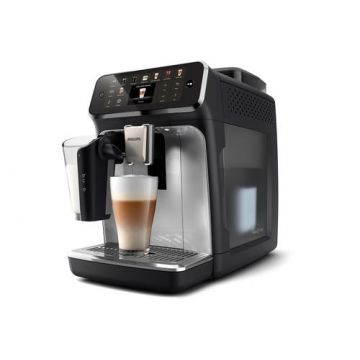 Espressor automat Philips EP5546/70 Seria 5500, 15 bari, solutie de lapte LatteGO, 20 tipuri de bauturi, Ecran tactil, Tehnologie  SilentBrew, Rasnita ceramica, Functie QuickStart (Negru/Argintiu)
